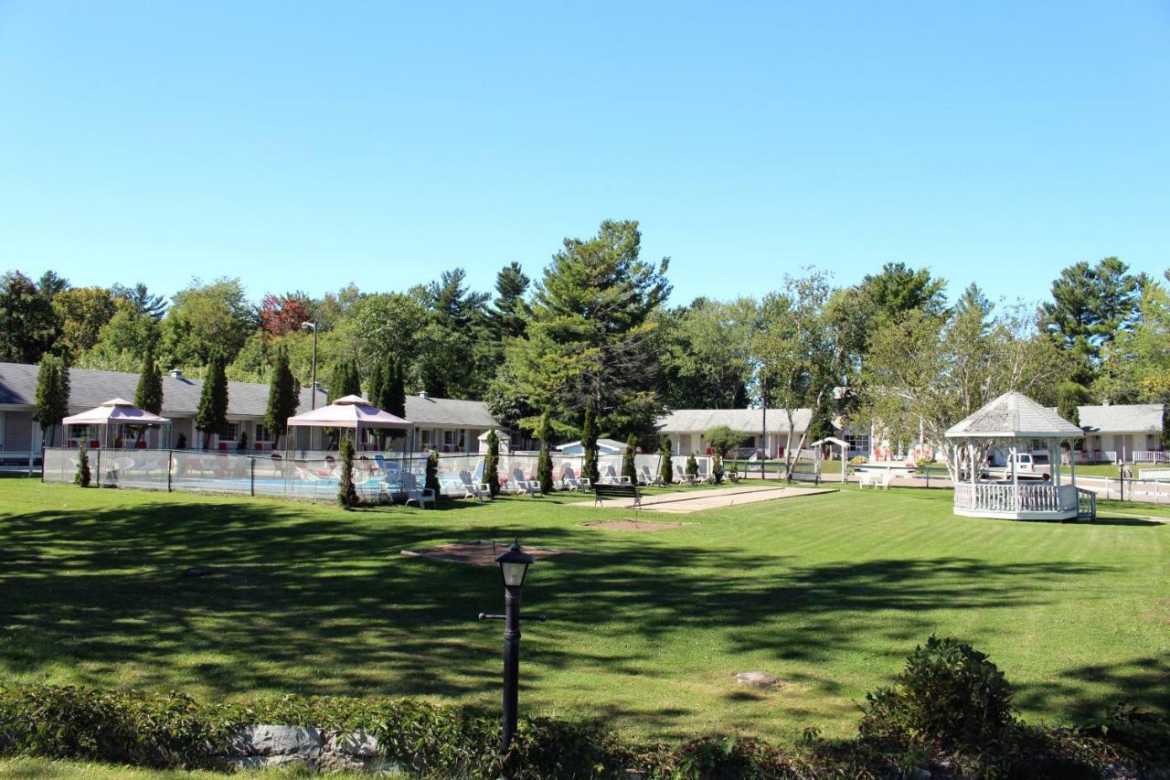 Colonial Resort-1000Islands Gananoque Exterior foto