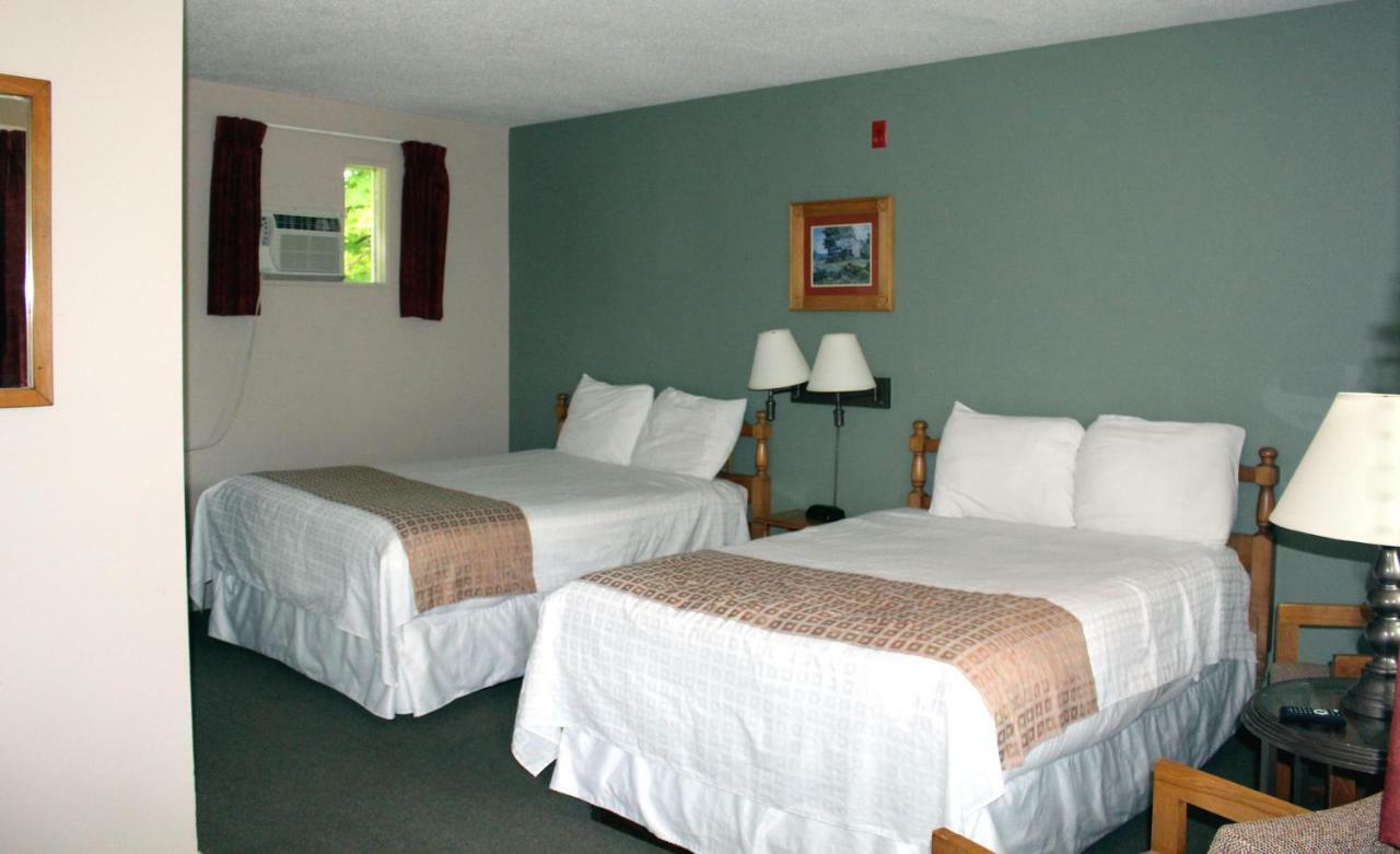 Colonial Resort-1000Islands Gananoque Exterior foto